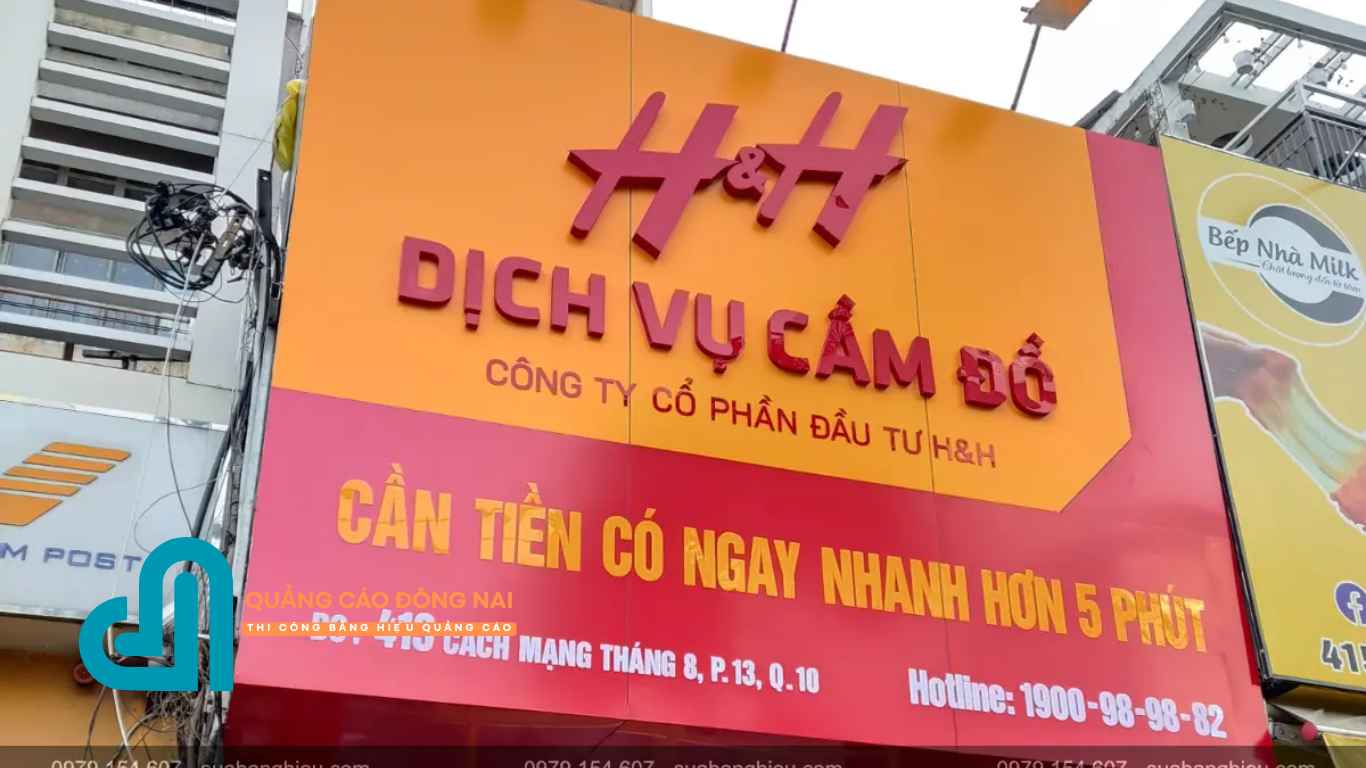 Vì sao bảng hiệu mica được ưa chuộng tại Đồng Nai?